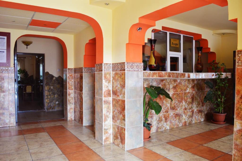 Hotel Orizont Suceava Exterior foto